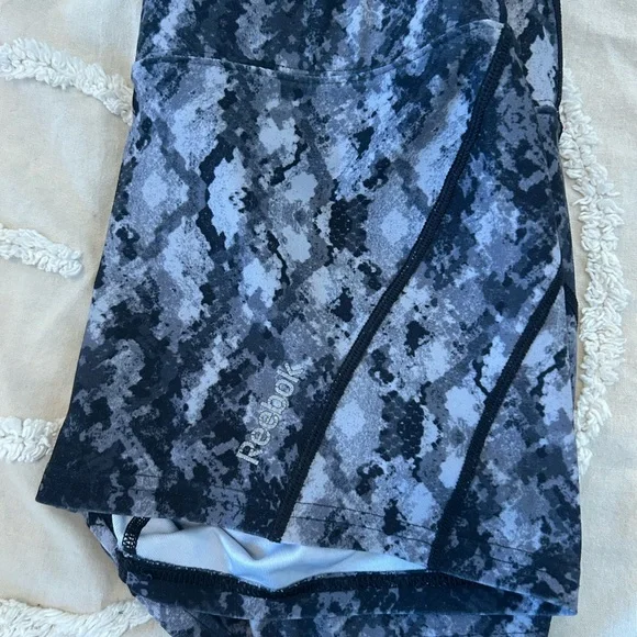 Reebok Women's Athletic Shorts in Black and Gray Pattern - Picture 2 of 4